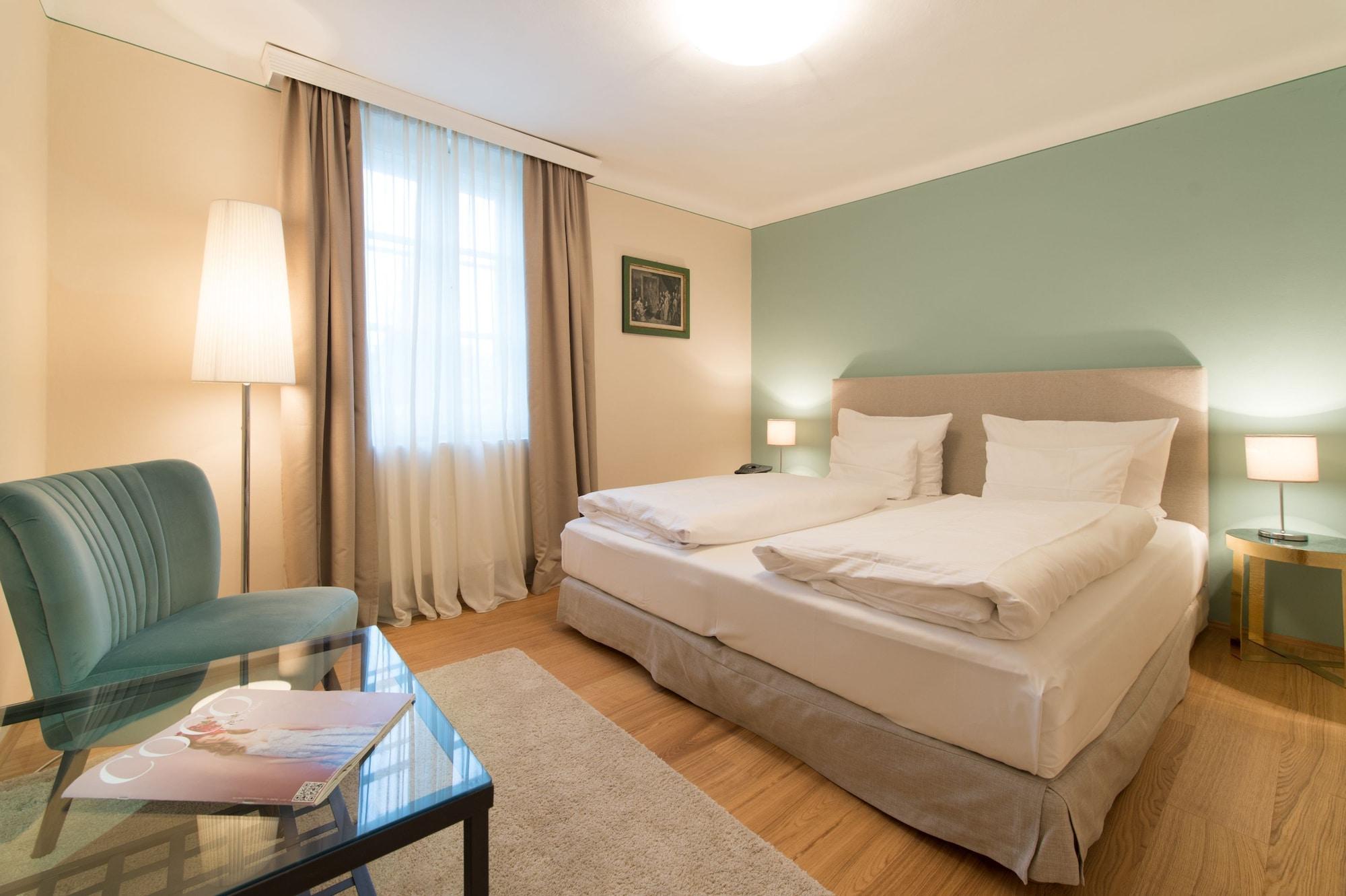 Boutiquehotel Amadeus 4*